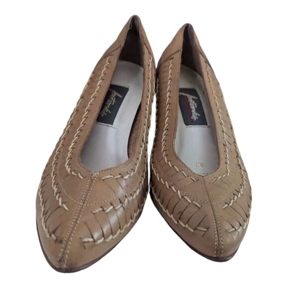 VTG Footworks Nicole Leather Woven Point Toe Pumps 8 - Picture 2 of 7